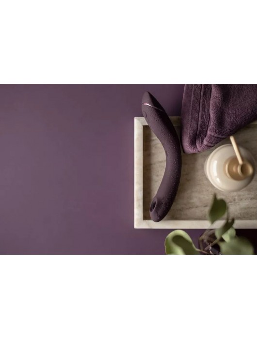 Сливовый стимулятор G-точки Womanizer OG c технологией Pleasure Air и вибрацией - 17,7 см. - Womanizer